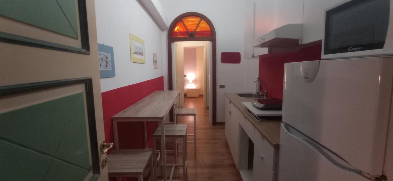 Onlyrooms III - Piazza Jenne Cagliari Exterior photo