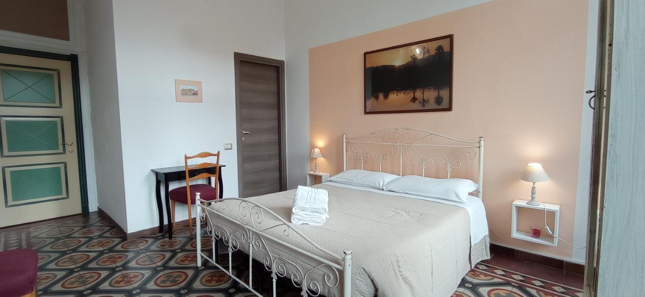 Onlyrooms III - Piazza Jenne Cagliari Exterior photo