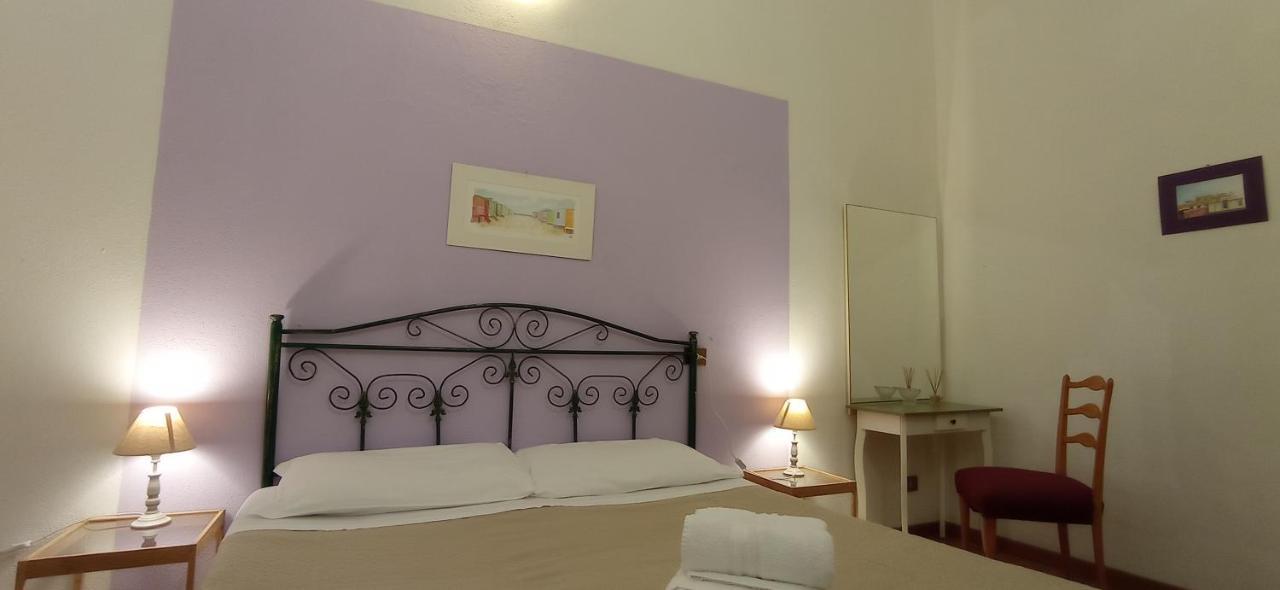 Onlyrooms III - Piazza Jenne Cagliari Exterior photo
